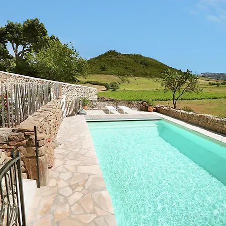 In With Pool & Views, Cleaning Included