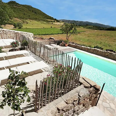 In With Pool & Views, Cleaning Included Appartement Villeseque-des-Corbieres