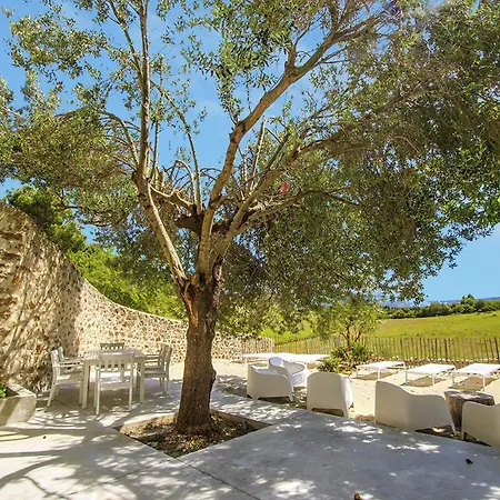 In With Pool & Views, Cleaning Included * Villeseque-des-Corbieres